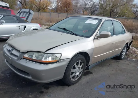 2000 Honda Accord 2.3 Se z USA, uszkodzony, nr VIN 1HGCG5672YA094612